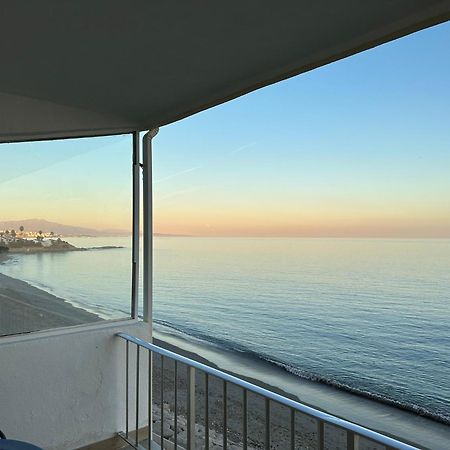 Beachfront, Top Floor Corner 2-Bed, Estepona Paseo Lejlighed Eksteriør billede